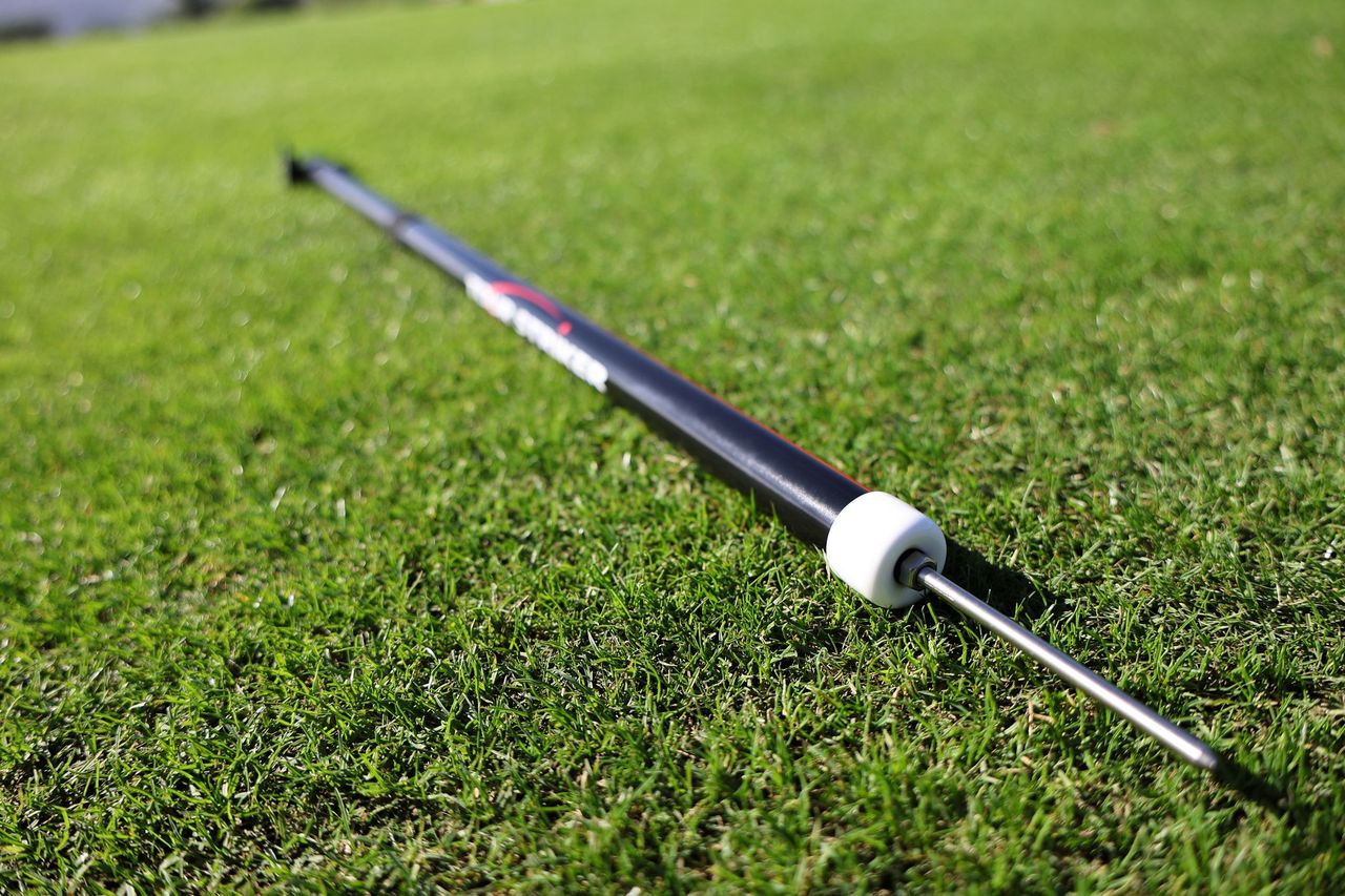 Special Edition Tour Striker @iRangeSports Stick EXT w/MagSafe compatible puck