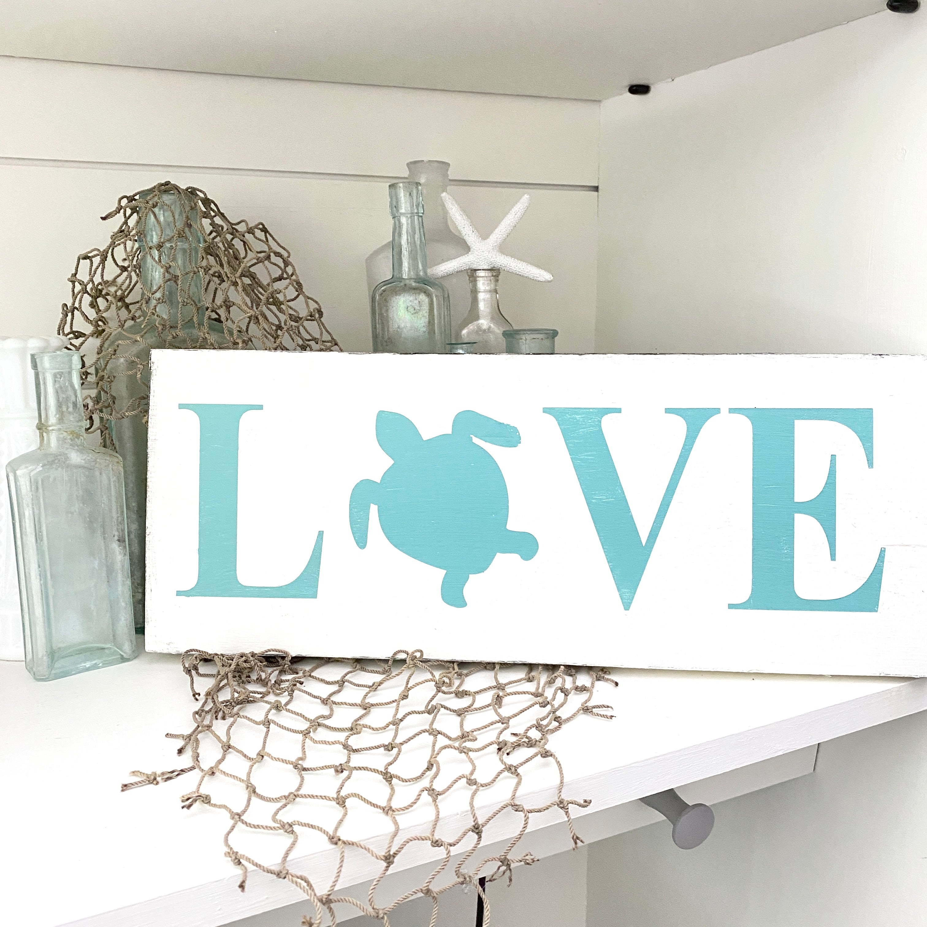 Sea Turtle Love Sign